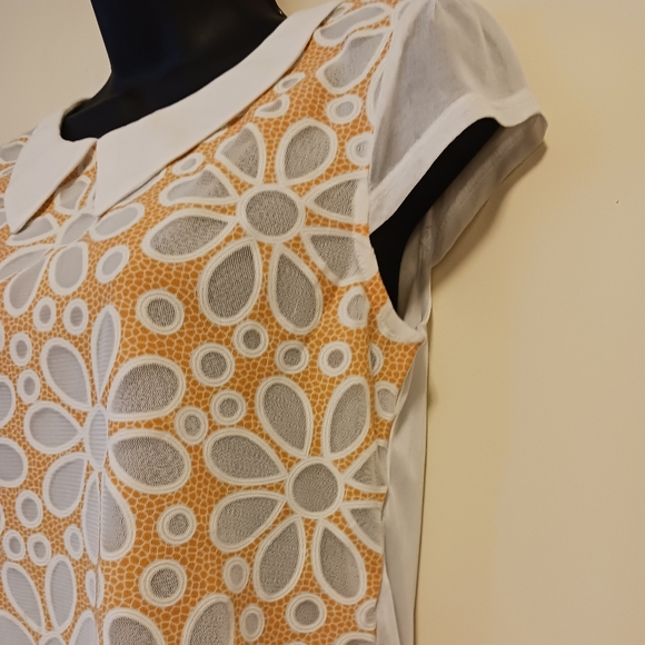 Y2K Moda lined blouse sz.S.abract flora print, colors gold-yellow, & white - Picture 3 of 7